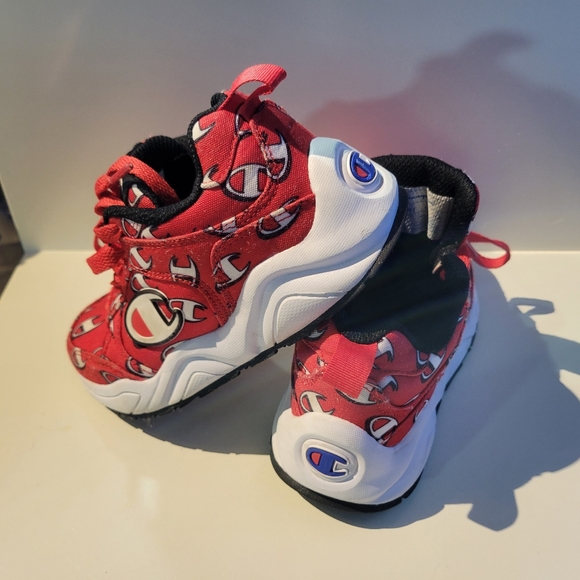 Kids Champion Sneakers Sz 12 - Picture 5 of 7